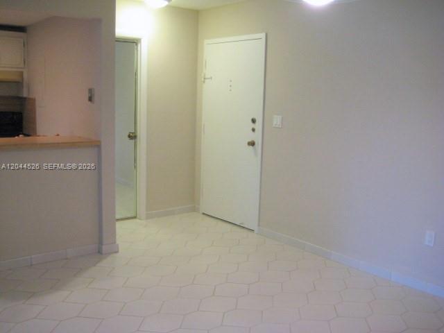 Photo - 7300 NW 17th St Unidad 210
