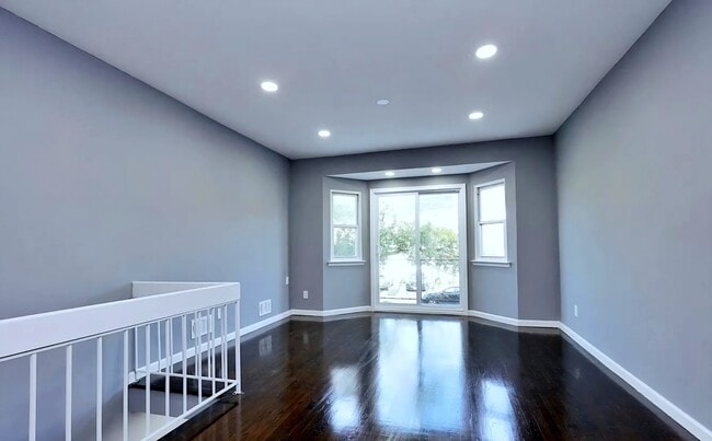 35 Elson St Unit House