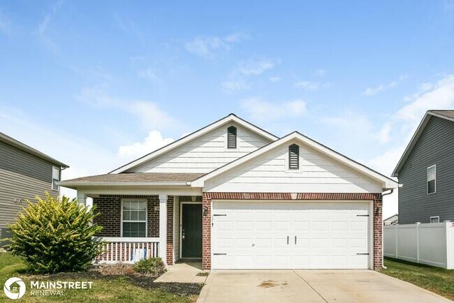 5621 Sweet River Dr, Indianapolis, IN 46221 - 5621 Sweet River Dr, Indianapolis, IN 46221 House