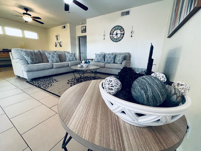 Photo - 2901 W Illinois Ave