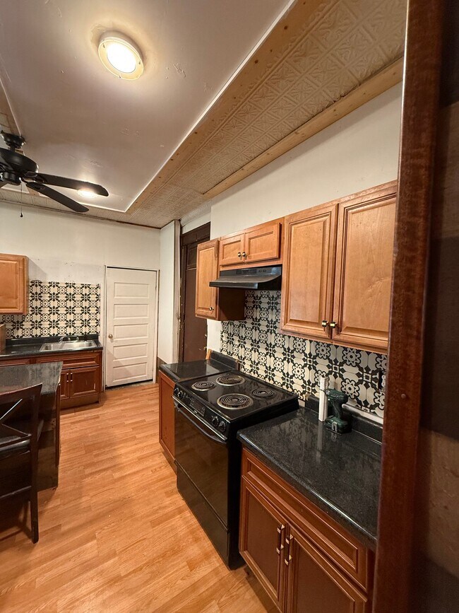 Photo - 5605 Wabada Ave