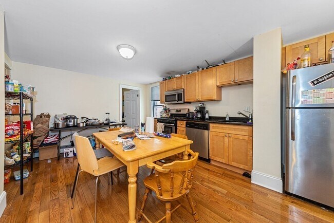 Photo - 44 Hillside St