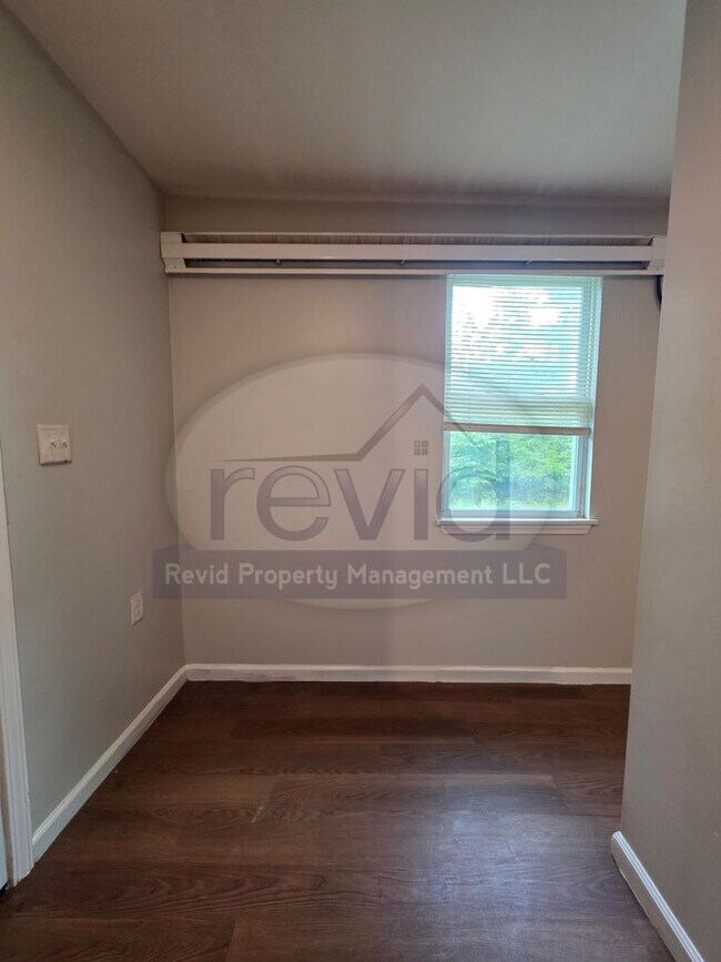 Photo - 1 Bedroom apartment! Unit 1303 A