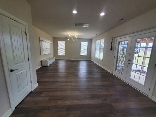 Photo - Luxurious 4BR/2.5BA Home with Spacious Living Spaces and Elegant Touches