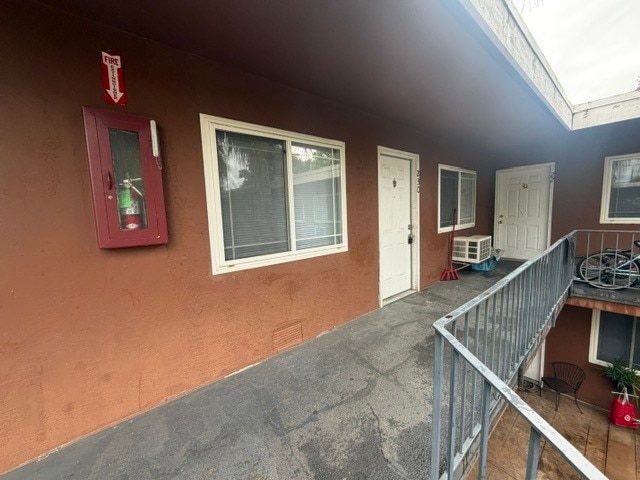 Building Photo - 126 Jamestown St