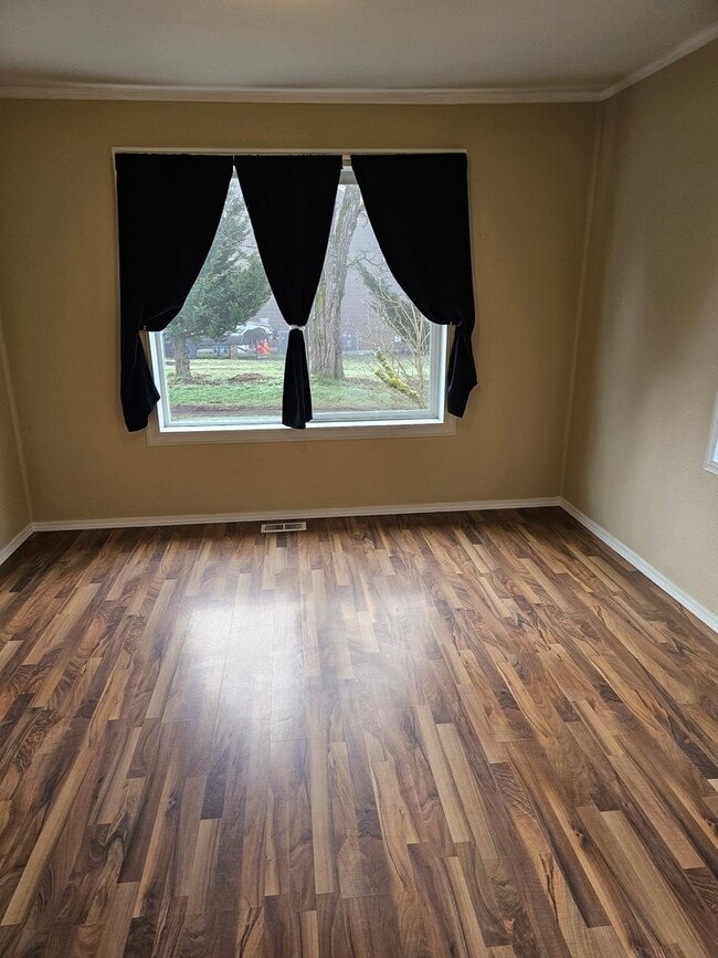 Photo - Charming 4Bed/2Bath Home in the Heart of Rainier! Available 6/10/26
