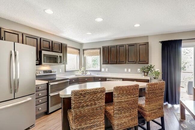 Photo - 19799 Canada Ave