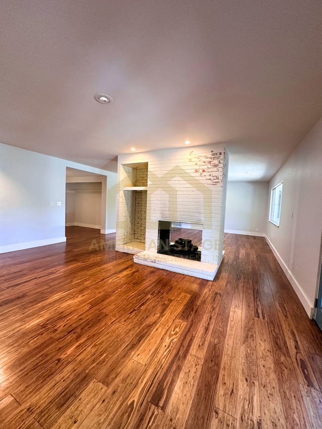 Photo - 135 Oakmont Ave