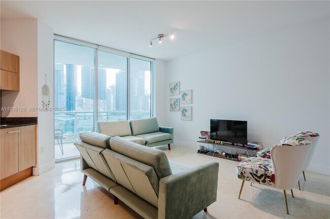 Photo - 350 S Miami Ave Unidad 1814