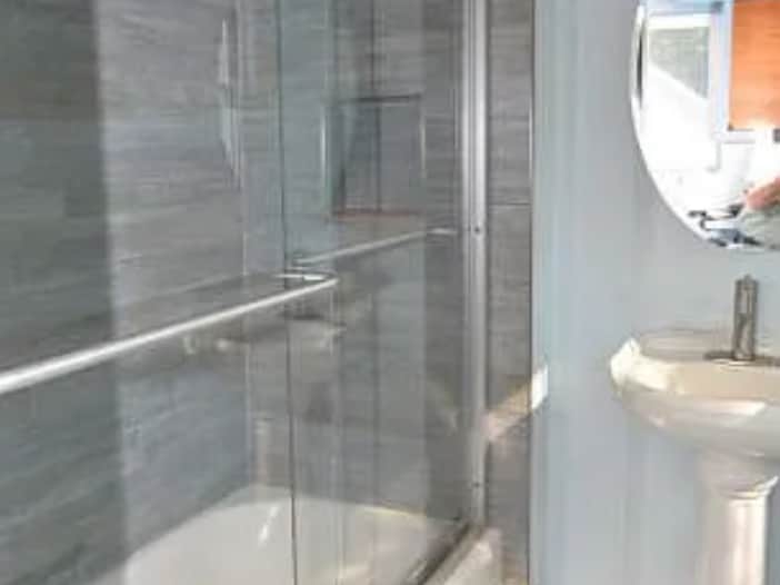 Photo - 445 Ryeside Ave Unidad 2nd floor