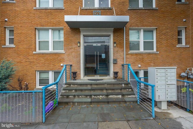 Photo - 921 Butternut St NW Apartment Unit 303