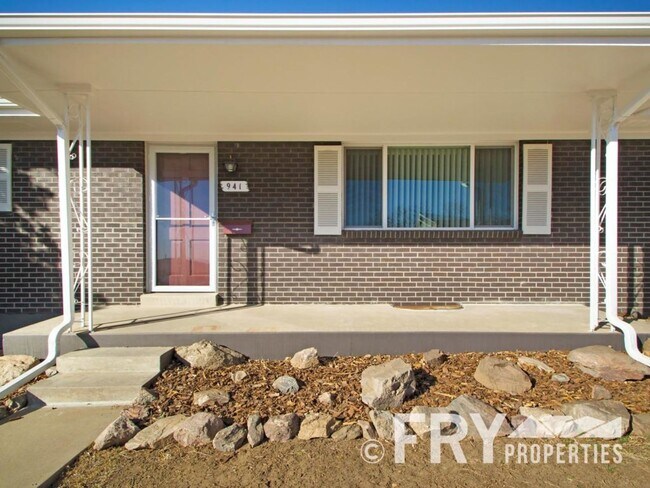 Photo - Bright, Clean Ranch Home in Sherrelwood