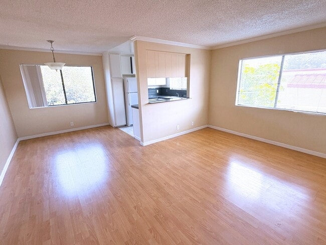 Franklin Vista Apartments