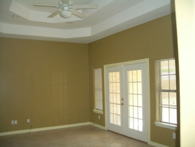 Photo - 1518 N Lookout Dr