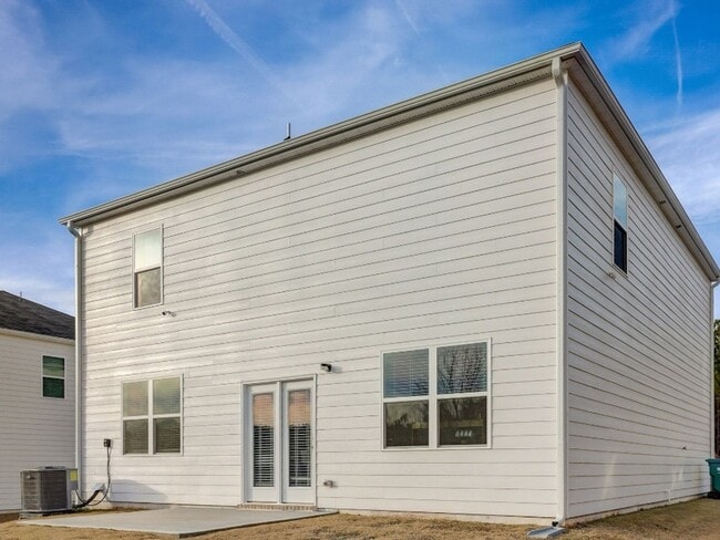 Photo - 133 Grafton St