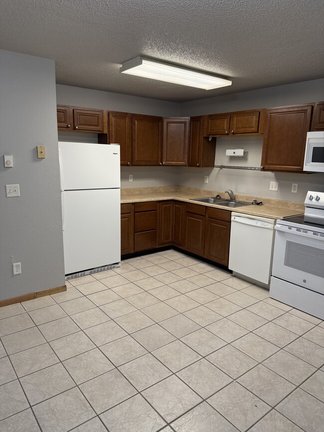 Building Photo - 724 31st St N Unit 724