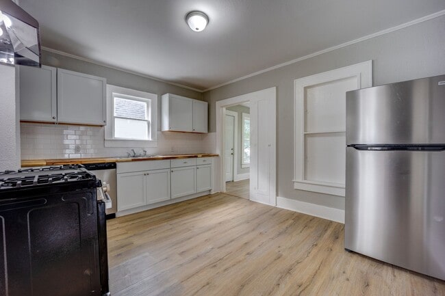 Photo - Freshly Updated 3 Bedroom House