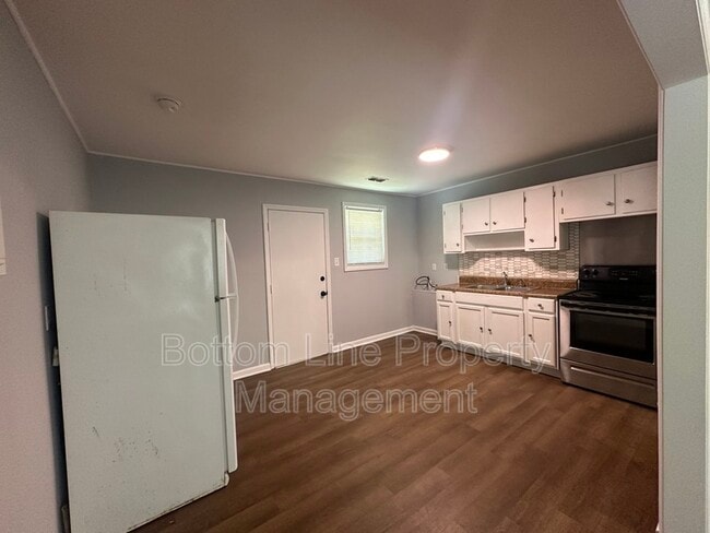 Photo - 1261 Thelbert Dr