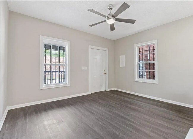 Photo - 710 McDaniel St SW