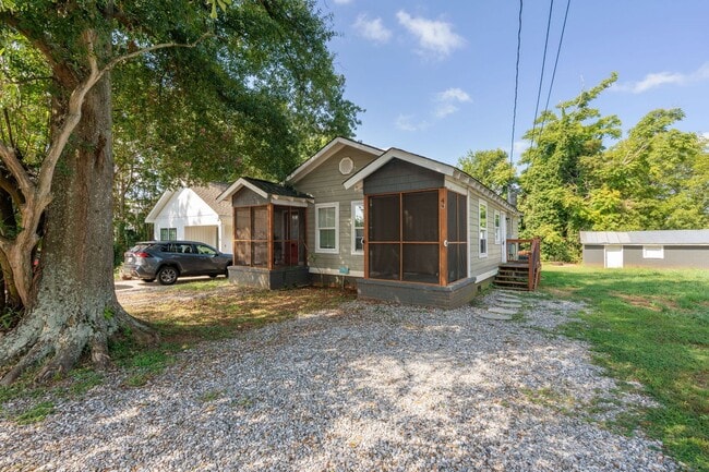 Photo - 4 Mims Ave