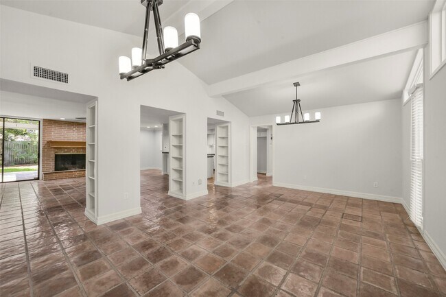 Photo - 4707 Nenana Dr