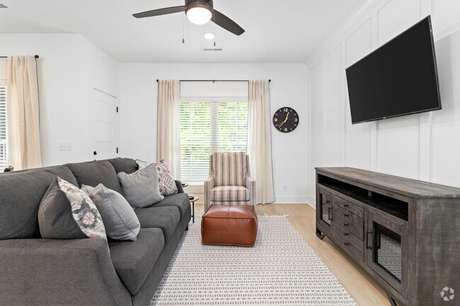 Building Photo - 725 Hornbuckle Rd Rental