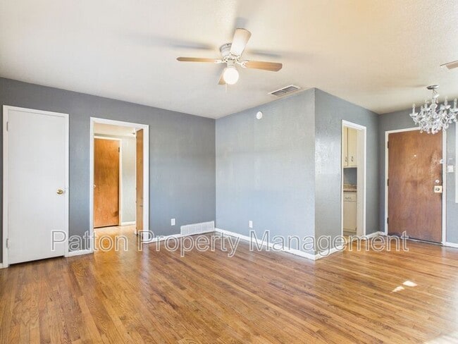 Photo - 2805 Duncan Dr Unit A