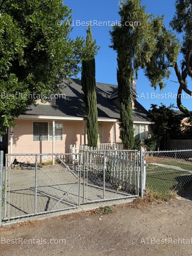 Photo - 120 Ellen Ave