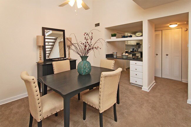 St John S Wood Apartments For Rent In Richmond Va Forrent Dinning E St John S Wood Apartments