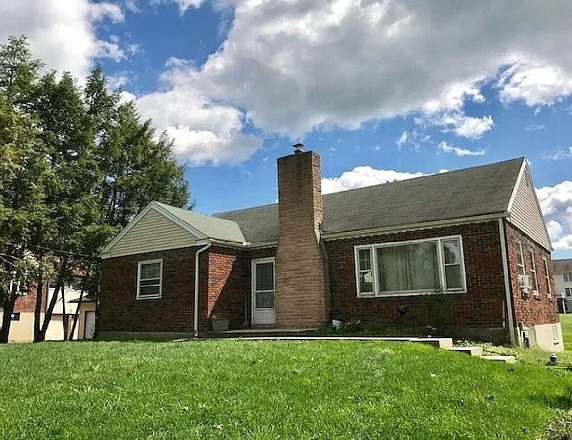 Photo - 150 Endslow Rd