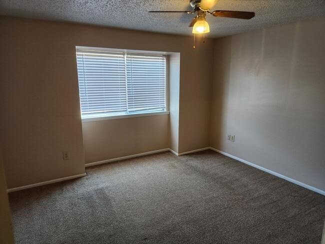 Photo - 2 bedroom 2 bath town home in a gated comm...
