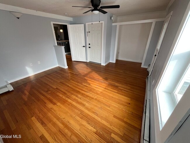 Photo - 715 Hudson Ave Unit C