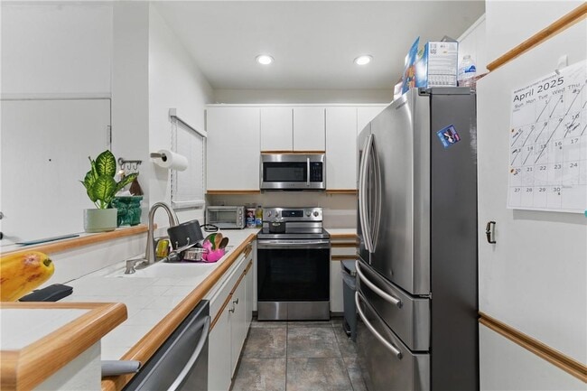 Photo - 27645 Susan Beth Way Unit Susan Beth B