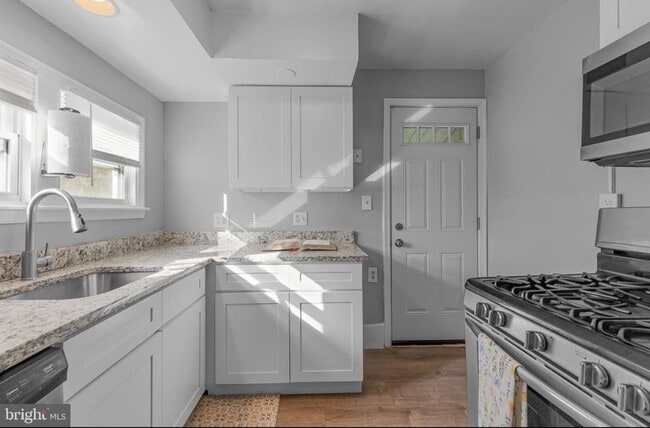 Photo - 4513 Woodlea Ave