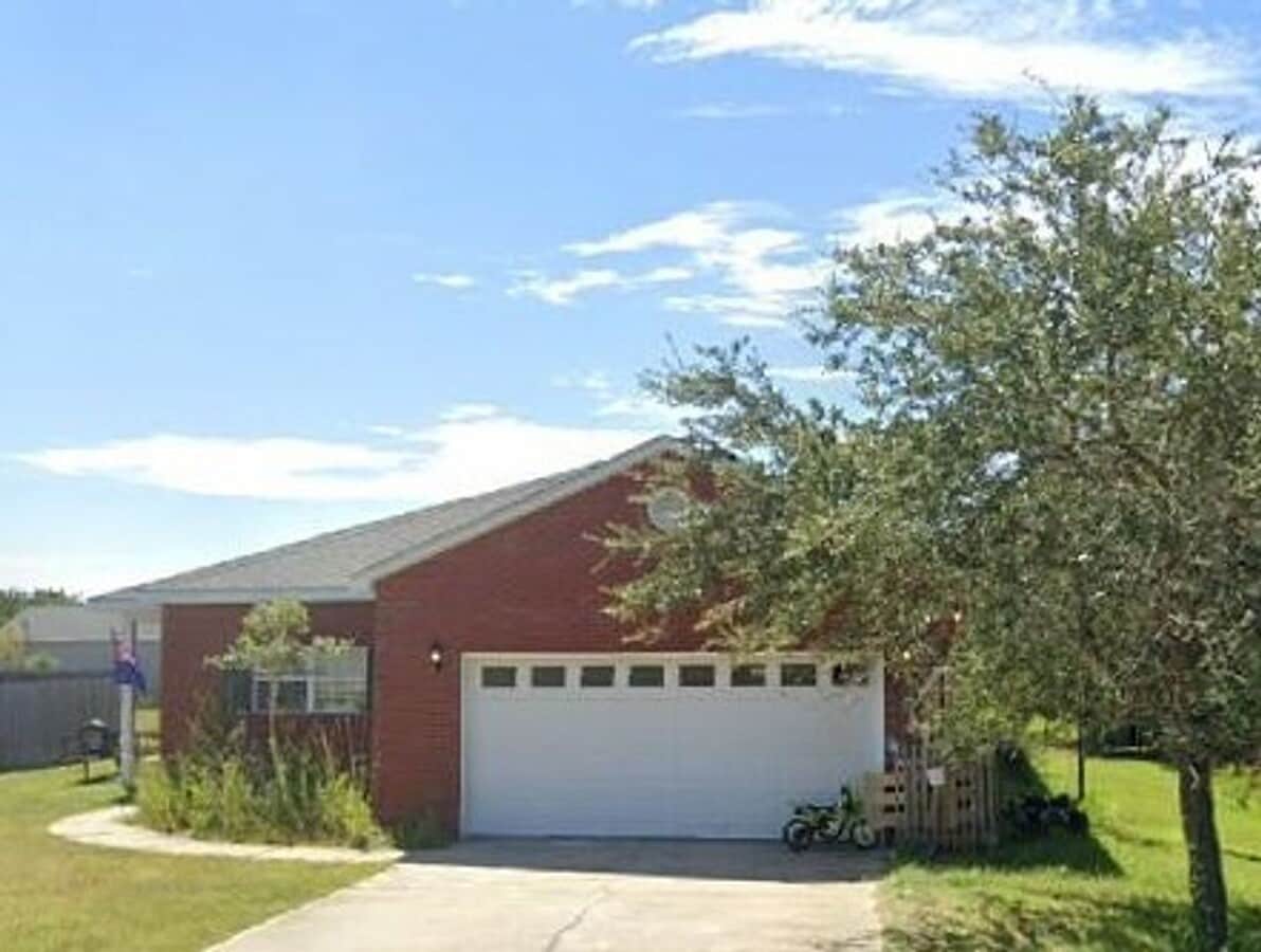 Gorgeous 3-Bedroom/ 2-Bath Home $2200/ mo. - Gorgeous 3-Bedroom/ 2-Bath Home $2200/ mo.