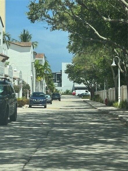 Photo - 1967 S Ocean Blvd Unidad 315C