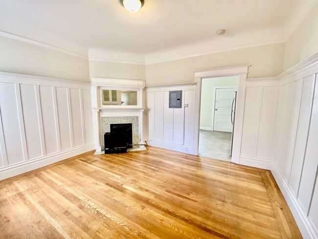 Photo - 1081 Natoma St