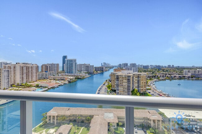 Building Photo - 2602 E Hallandale Beach Blvd Unit ID1227387P Rental
