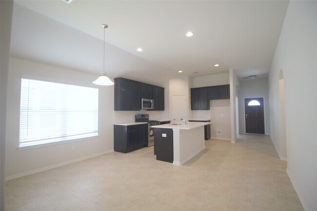 Photo - 3314 Aster Mdw Wy