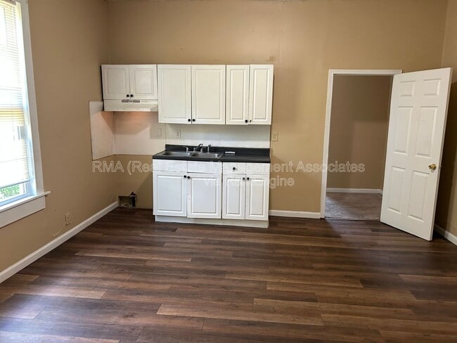 Photo - 108 Elm St Unit A