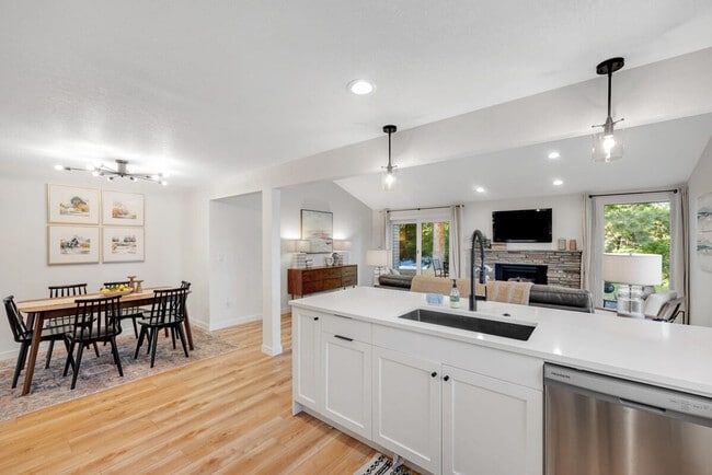 Photo - 2890 N Mountain Rd Unidad ID1324061P