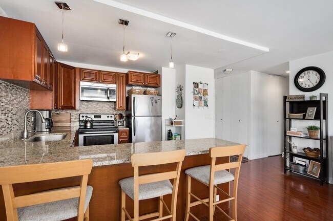 Photo - 1360 N Sandburg Ter Unit 1908C