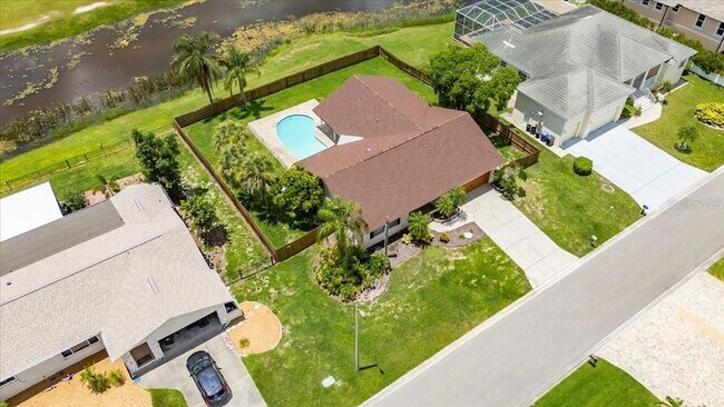 Photo - 811 Eagle Ln