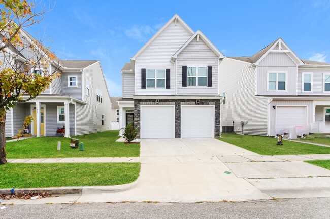 Building Photo - 1533 King St