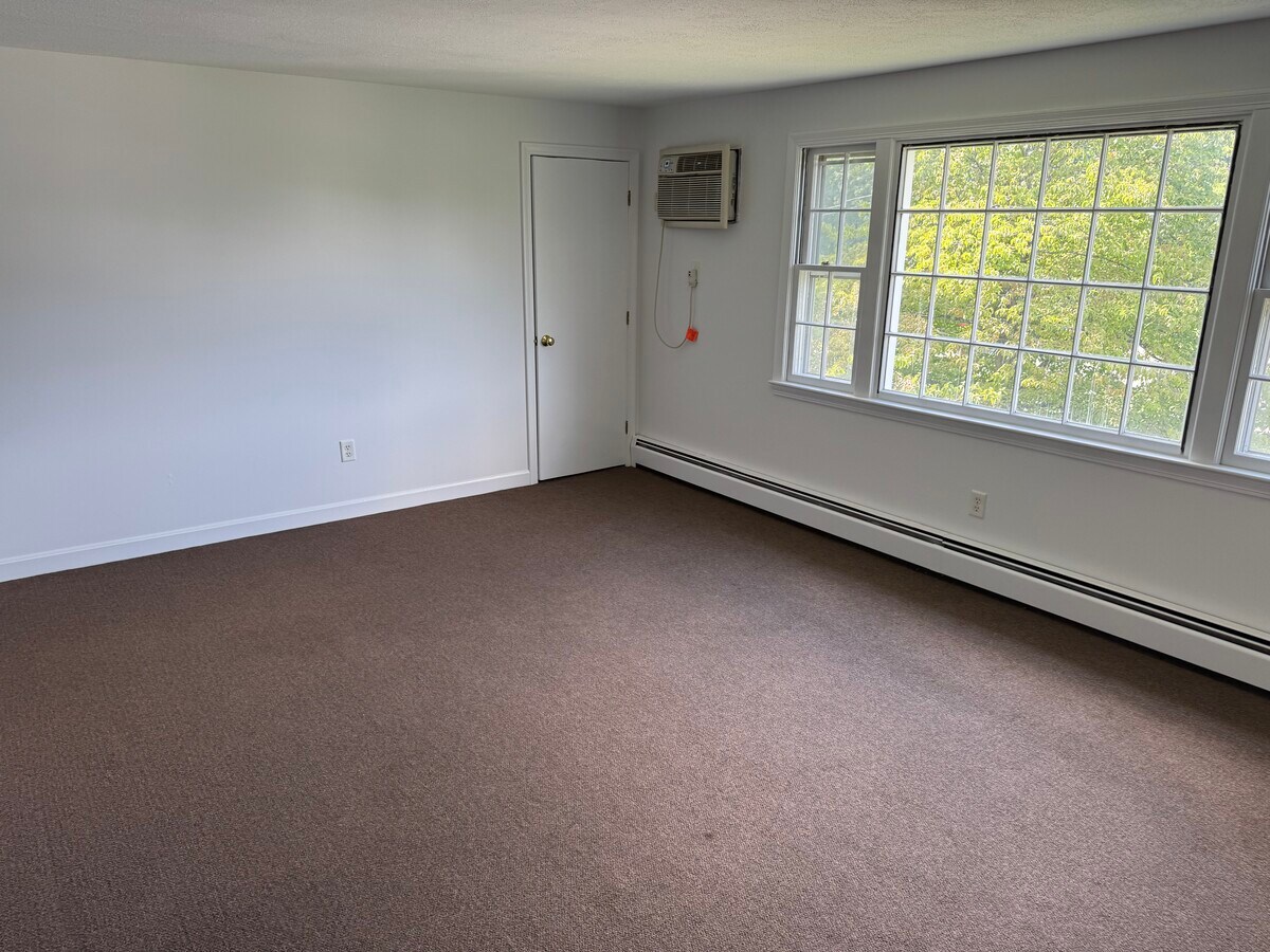 Photo - 18 Myles Standish Dr Unit Bradford Village Condo
