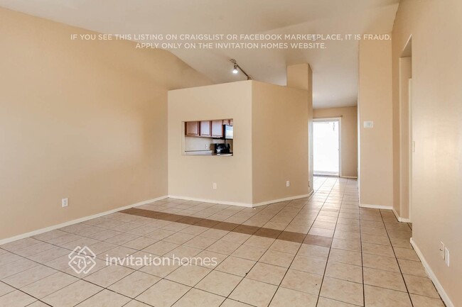 Photo - 5703 N 67th Dr