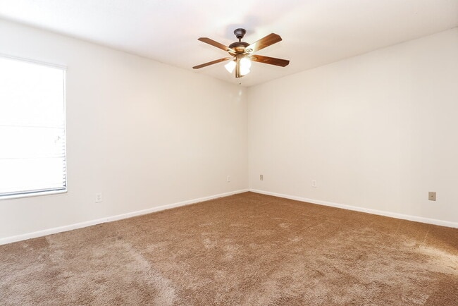 Photo - 10375 Chadbourne Dr