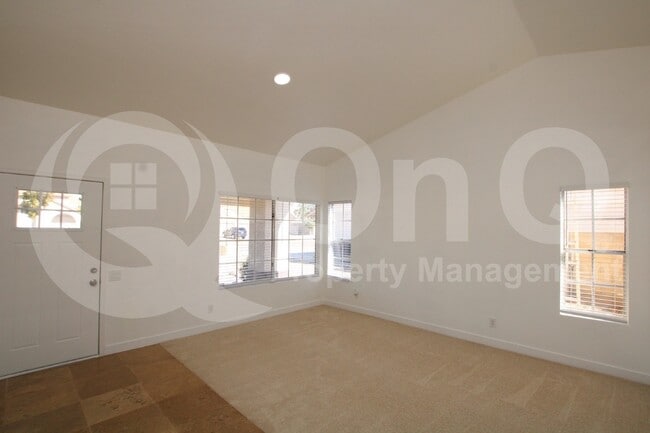 Photo - 7849 W Hearn Rd