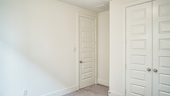 Photo - 7102 Grassland Vis Ln