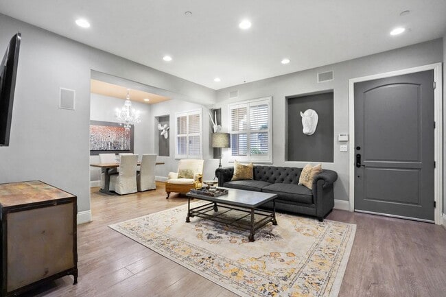 Photo - 16123 Sunset Blvd Unit 202